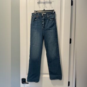 Levi’s Ribcage Straight Denim Jeans